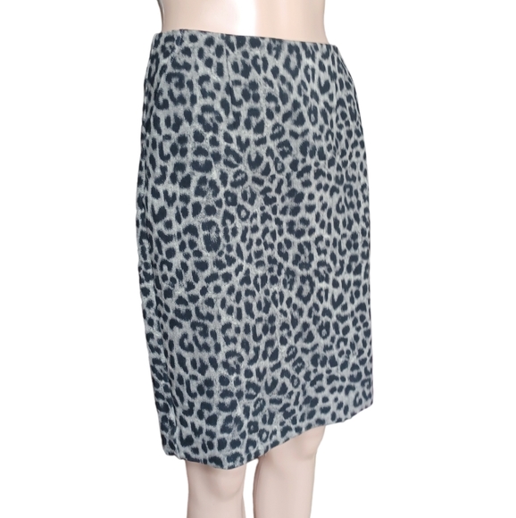CAbi Womens Brown Black Leopard Animal Print Pencil Skirt Knee Length Size 0 - Picture 6 of 9